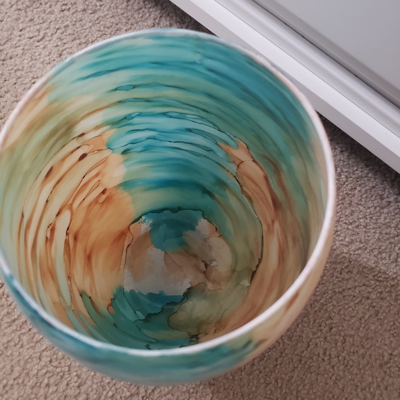 Vase - Picture 2 of 2